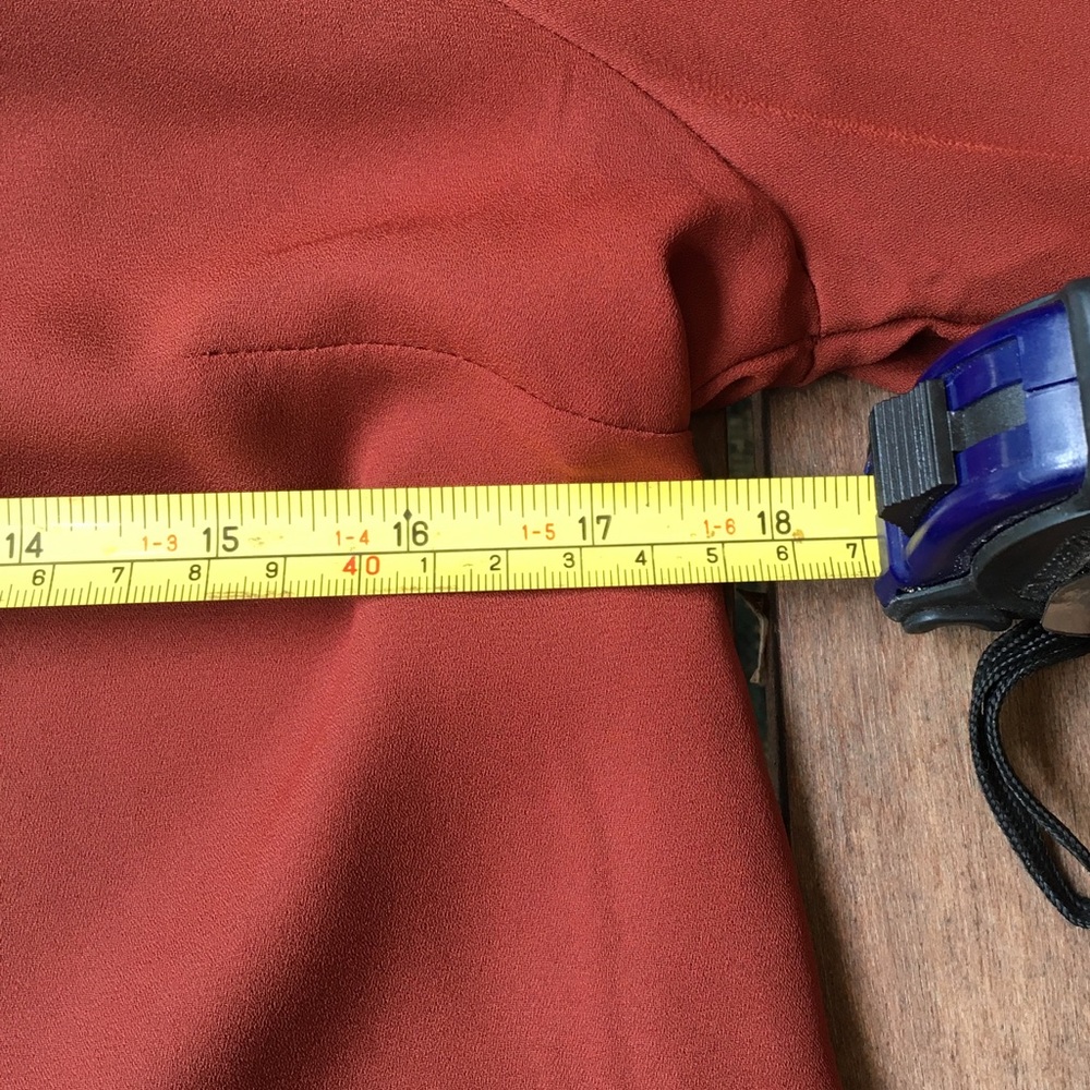 Timing Rust Color Long Sleeve Top With Keyholes - image 4